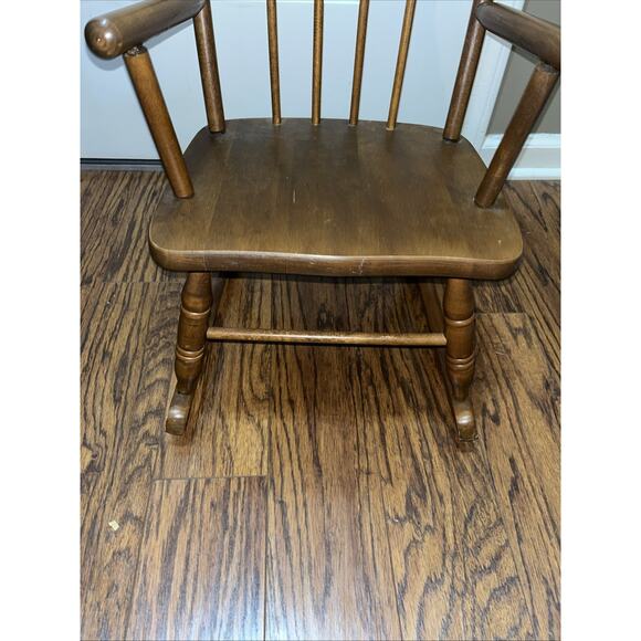 Vintage OAK HILL USA Rustic Country Maple Wood CHILD Mini Rocking Chair - Picture 5 of 9